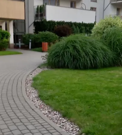 Wilanow - Sarmacka 1b アパート