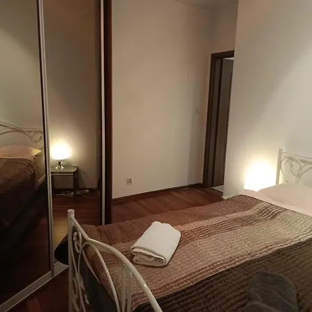 Apartment Wilanow - Sarmacka 1b Warschau