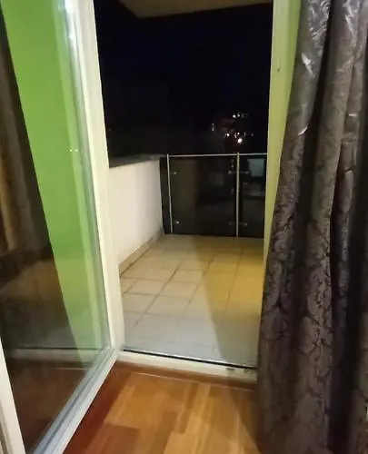 Wilanow - Sarmacka 1b 아파트 *