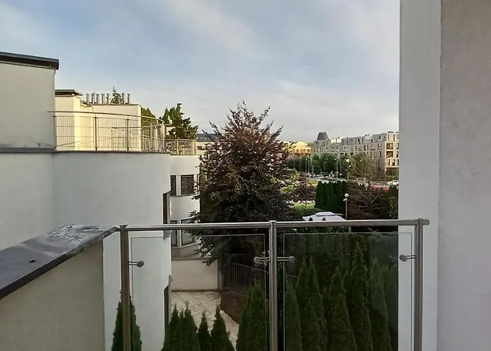 Wilanow - Sarmacka 1b *